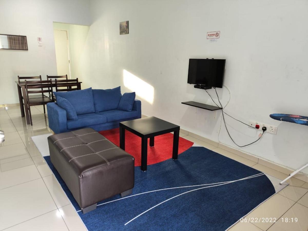 Oyo Homes 90679 Bahari Homes Malacca Εξωτερικό φωτογραφία